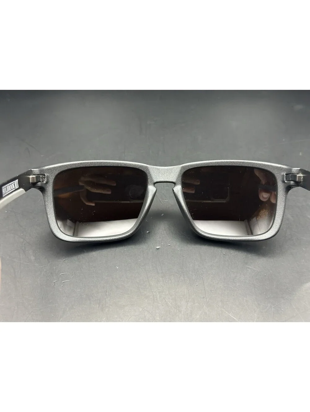 Oakley Holbrook Mix Metal Steel/Prizm Daily Polarized Lenses OO9384-1057